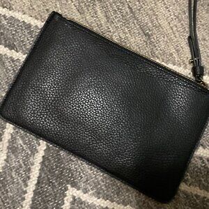 NWOT CUYANA LEATHER WRISTLET